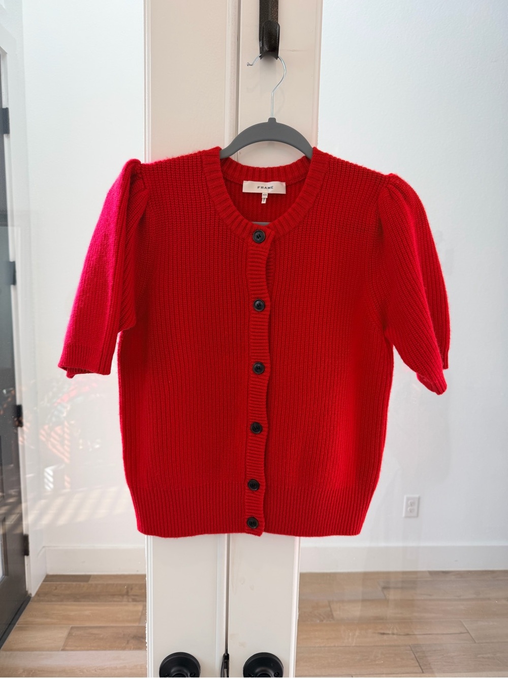 Frame Shrunken Rib Wool & Cashmere Cardigan - True Red - Picture 2 of 8